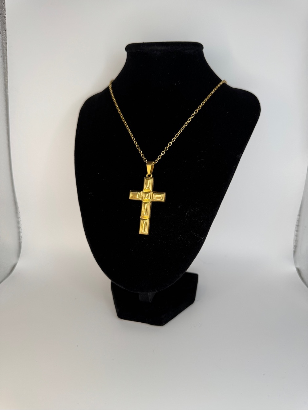 Gold Cross Pendant Necklace - Women Jewelry